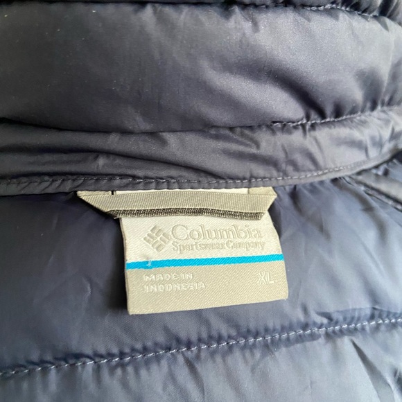 Columbia - Picture 3 of 3